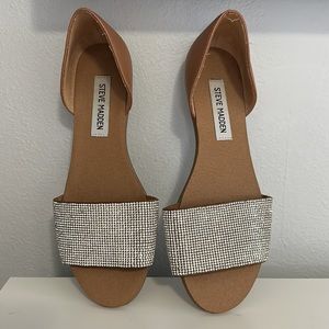 Steven Madden open toe rhinestone flat Size 7